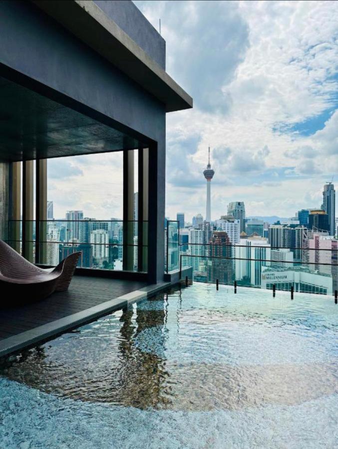 Axon Suites Bukit Bintang By Sky Pool Kuala Lumpur Esterno foto